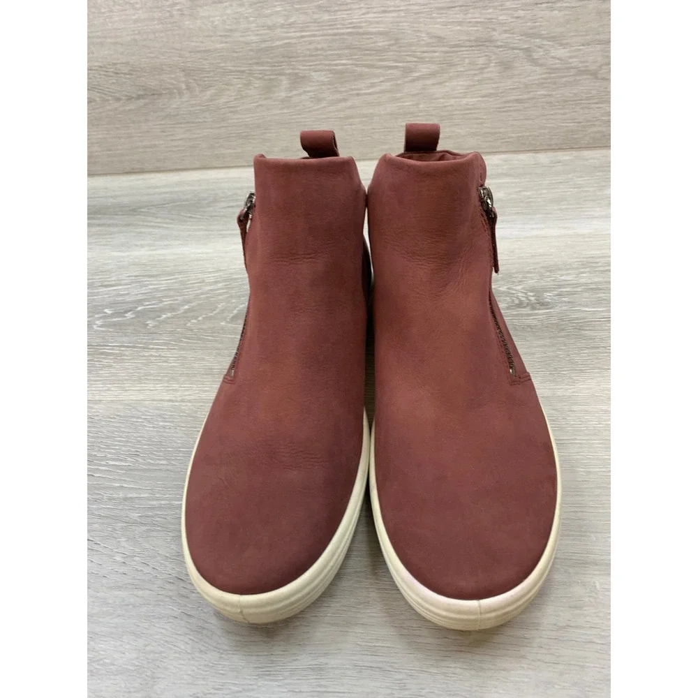 Ecco soft tred
